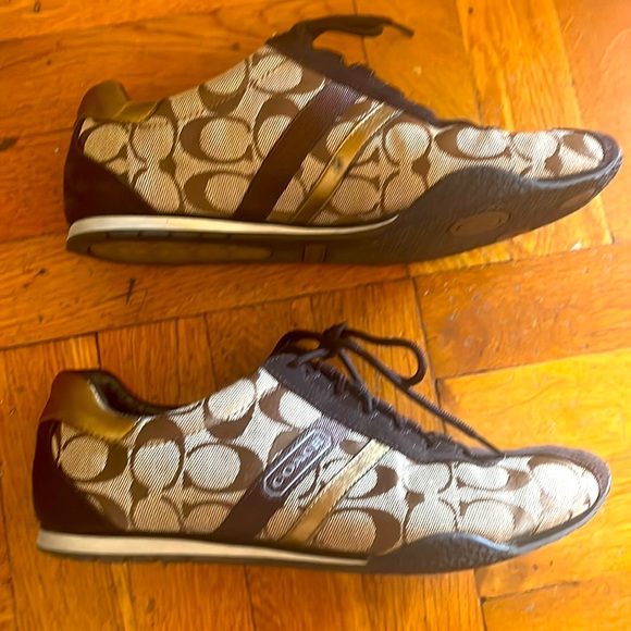 Vintage Coach sneakers - Picture 2 of 5